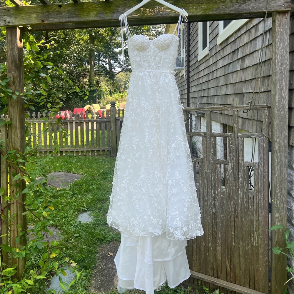 Teuta Matoshi White Wedding Dress